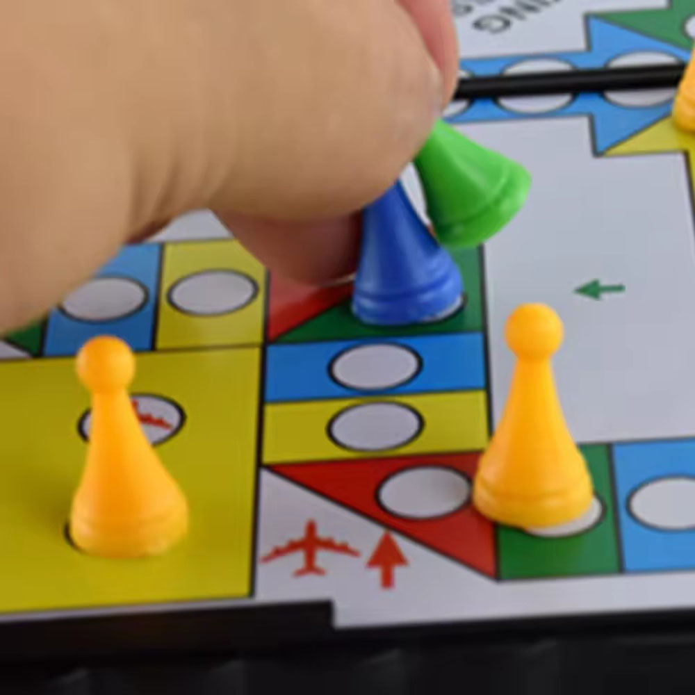 Foldable magnetic flying chess - Magnetic Travel Chess 评论和价格